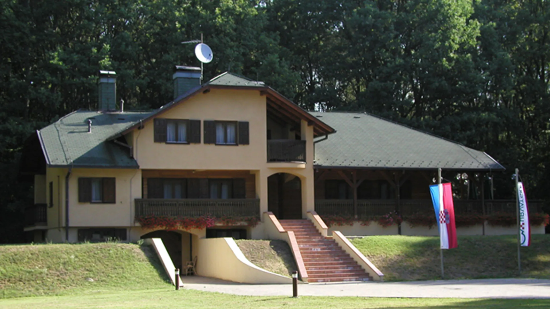 You are currently viewing Lovačka kuća Brezovica Sisak ***