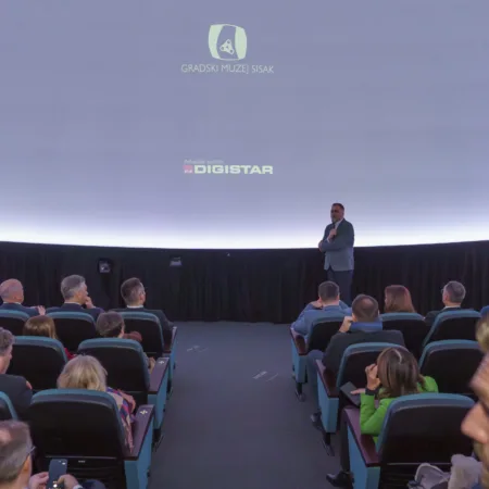 Read more about the article U Sisku otvoren planetarij – najmoderniji u Hrvatskoj!