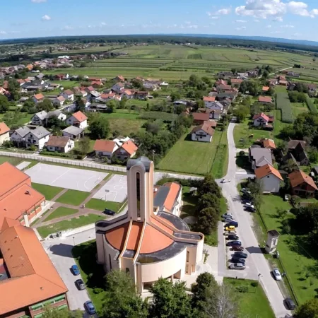 Pročitajte više o članku Smještaj Josip Jelić **